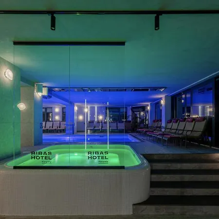 Ribas Karpaty 4* בוקובל